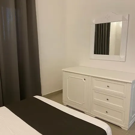 Casa Porta Smeralda アパート オルビア