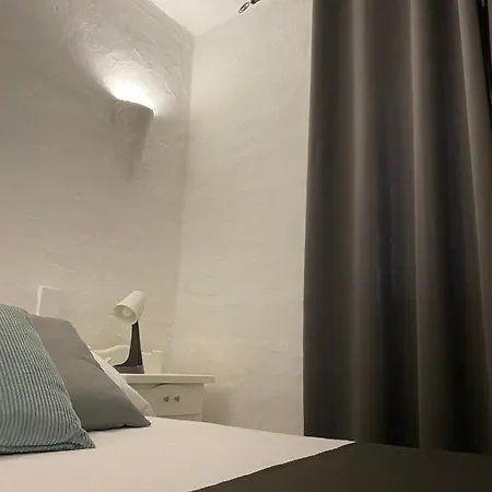 Casa Porta Smeralda アパート オルビア