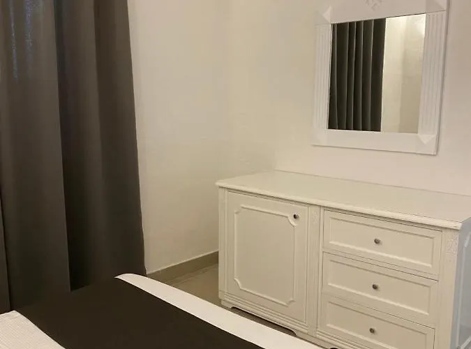 Casa Porta Smeralda アパート オルビア